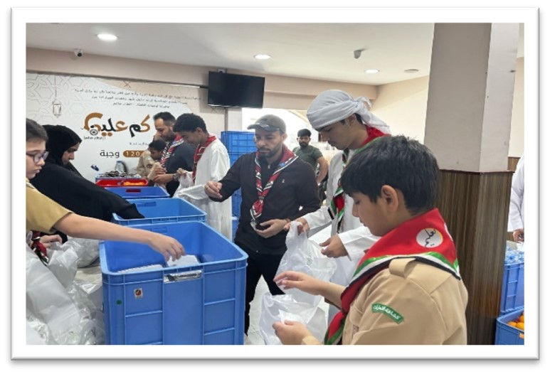 Ras Al Khaimah Scouts participate in the “Your Iftar is on Us” initiative during Ramadan (1)