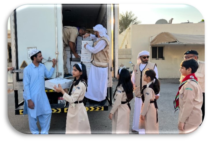 Ras Al Khaimah Scouts participate in the “Zayed Al Khair Fina” initiative organized by the Ministry of Defense in collaboration with the UAE Red Crescent (3)