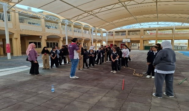 كشافة دبي تنفذ تدريبًا لفرق الزهرات والمرشدات من مدرسة أم سقيم 3